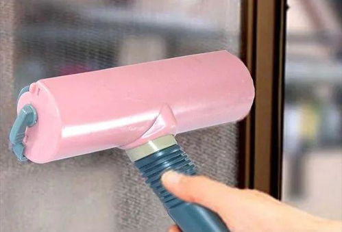 多功能紗窗清潔刷 自動(dòng)吸灰、免水洗，讓清潔更輕松